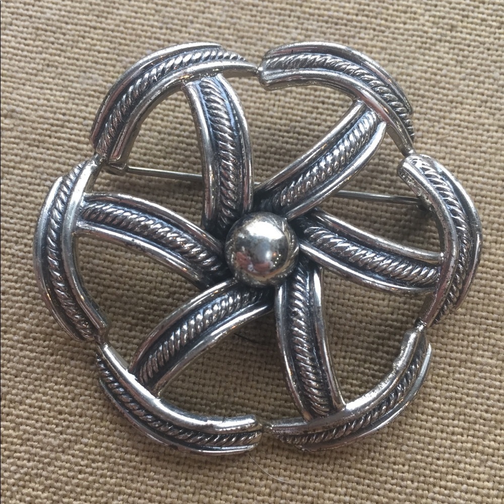 Danecraft Sterling Silver Round Brooch Pin